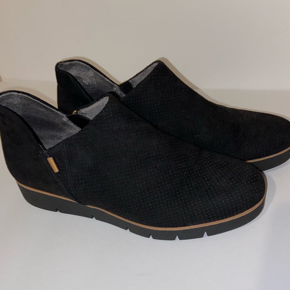 Size 6 Black Suede Womens Shoes